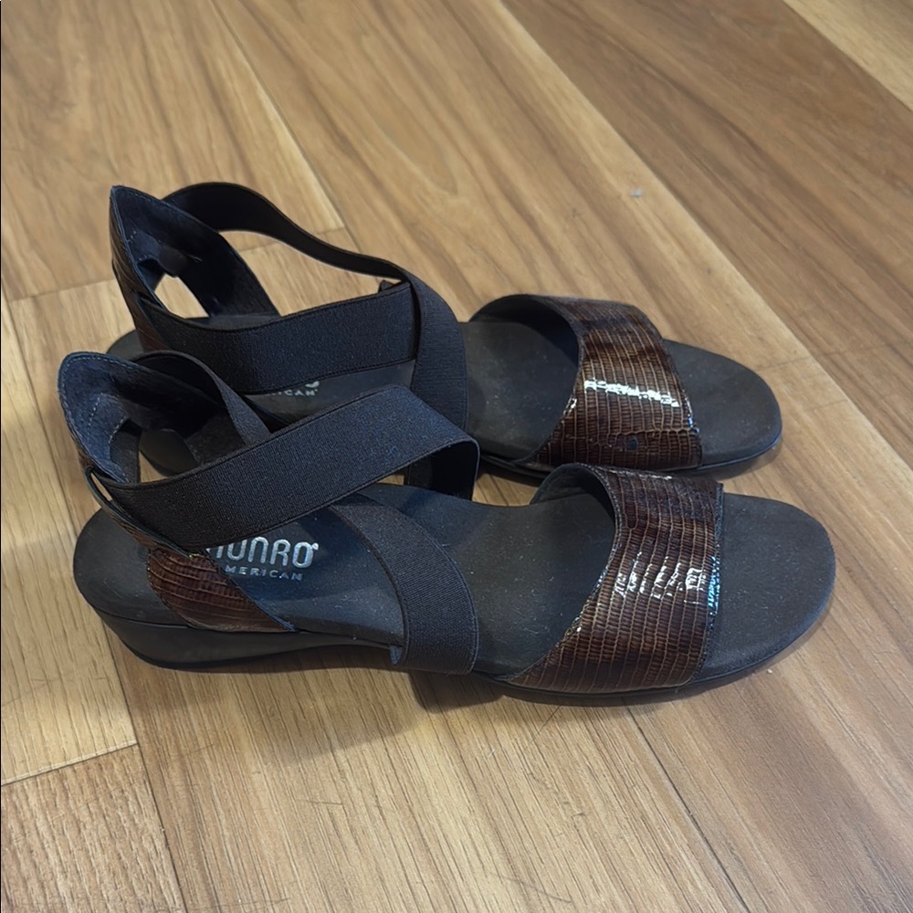 Munro Croc Shoes